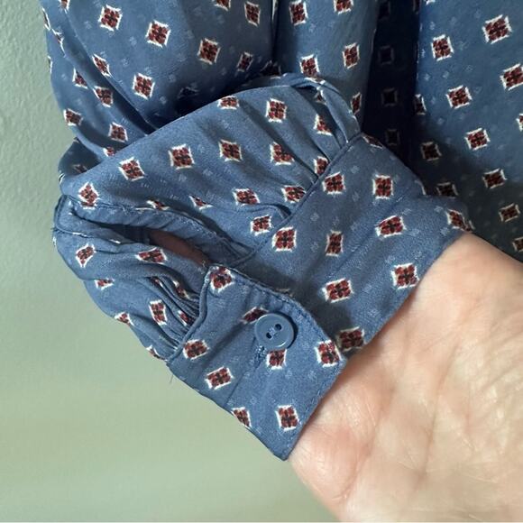 H&M Lightweight Long-Sleeve Diamond Print Blouse Womens 2/XS - Picture 4 of 6